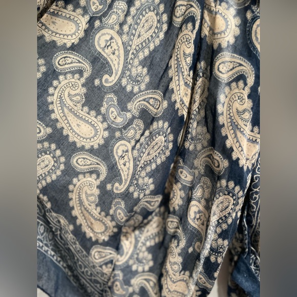 Accessories - Blue and cream paisley women's scarf